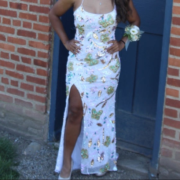 size 2 sherri hill white dress, worn once - Picture 2 of 2